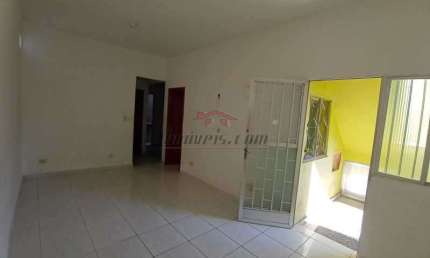Casa com 2 quartos à venda na Rua Operário Saddock de Sá, 67, Madureira, Rio de Janeiro, 60 m2 por R$ 155.000