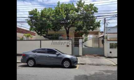 Casa com 5 quartos à venda na Rua Jagoroaba, 238, Vila Valqueire, Rio de Janeiro, 180 m2 por R$ 940.000