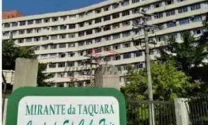 Apartamento com 2 quartos à venda na Estrada do Cafundá, 1757, Taquara, Rio de Janeiro, 57 m2 por R$ 185.000