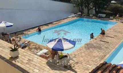 Apartamento com 2 quartos à venda na Rua Geovani de Castro, 90, Freguesia (Ilha do Governador), Rio de Janeiro, 65 m2 por R$ 200.000