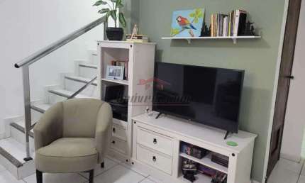 Casa em condomínio fechado com 2 quartos à venda na Rua Antônio Badajos, 111, Oswaldo Cruz, Rio de Janeiro, 96 m2 por R$ 280.000