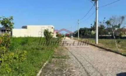 Terreno em condomínio fechado à venda na Rua Paulo Roberto Matheus, 25, Vargem Pequena, Rio de Janeiro, 189 m2 por R$ 200.000