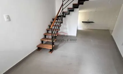 Casa em condomínio fechado com 2 quartos à venda na Rua Manuel Vieira, 331, Tanque, Rio de Janeiro, 80 m2 por R$ 340.000
