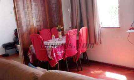 Apartamento com 3 quartos à venda na Rua Maranga, 123, Praça Seca, Rio de Janeiro, 68 m2 por R$ 225.000