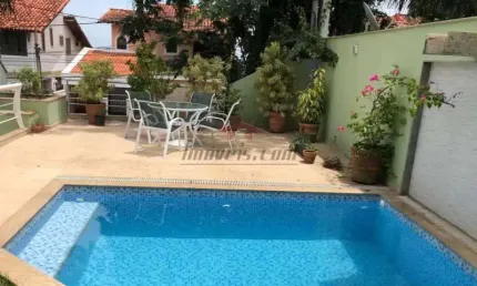 Casa em condomínio fechado com 4 quartos à venda na Rua Professor Fernando Raja Gabaglia, 174, Freguesia (Ilha do Governador), Rio de Janeiro, 228 m2 por R$ 1.310.000