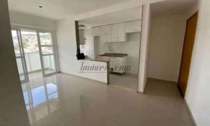 Apartamento com 2 quartos à venda na Estrada Intendente Magalhães, 95, Vila Valqueire, Rio de Janeiro, 78 m2 por R$ 250.000