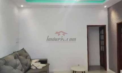 Casa com 2 quartos à venda na Rua das Tulipas, 309, Vila Valqueire, Rio de Janeiro, 70 m2 por R$ 275.000