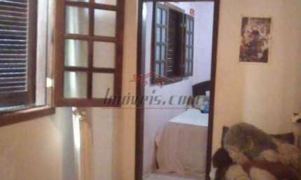Casa com 3 quartos à venda na Rua Iriju, 56, Taquara, Rio de Janeiro, 60 m2 por R$ 250.000