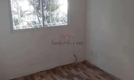 Apartamento com 2 quartos à venda na rua maranga, 361, praça seca, rio de janeiro, 52 m2 por r$ 160.000