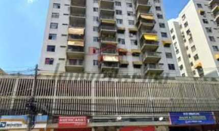 Apartamento com 2 quartos à venda na Rua Cândido Benício, 1671, Campinho, Rio de Janeiro, 76 m2 por R$ 180.000