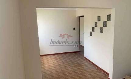 Apartamento com 2 quartos para alugar na Rua Barão, 23, Praça Seca, Rio de Janeiro, 65 m2 por R$ 1.100