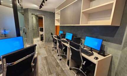 Sala comercial com 1 sala à venda na Estrada dos Bandeirantes, 8591, Curicica, Rio de Janeiro, 65 m2 por R$ 580.000