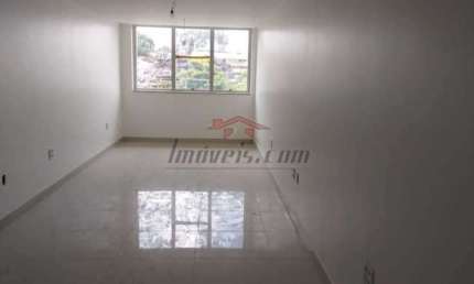 Sala comercial com 1 sala à venda na Rua Lopo Saraiva, 179, Tanque, Rio de Janeiro, 27 m2 por R$ 125.000