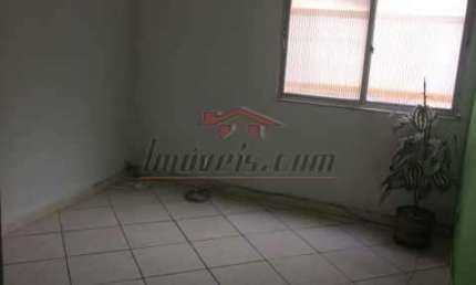 Apartamento com 3 quartos à venda na Rua Barão, 23, Praça Seca, Rio de Janeiro, 75 m2 por R$ 200.000