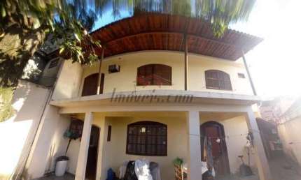 Casa com 3 quartos à venda na Estrada Henrique de Melo, 111, Bento Ribeiro, Rio de Janeiro, 240 m2 por R$ 449.000