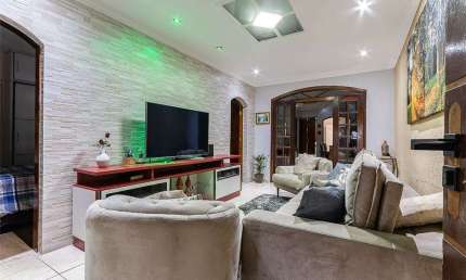 Casa com 3 quartos, 200m², à venda em São Paulo, Jardim dos Ipês