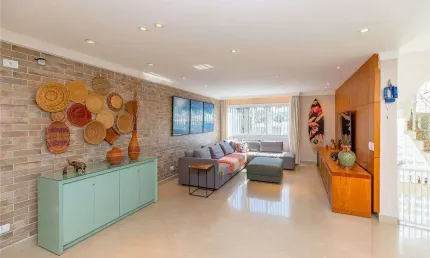 Casa com 3 quartos, 250m², à venda em São Paulo, Saúde