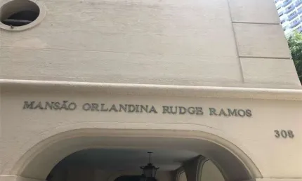 Apartamento com 3 quartos, 125m², à venda em São Paulo, Higienópolis