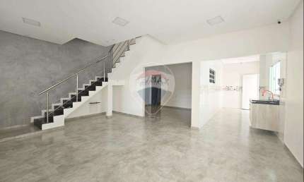 Casa em flores, duplex com 3 suítes e 2 vagas de garagem