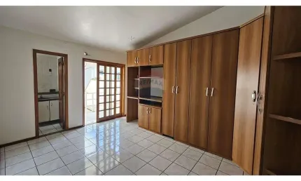 LINDA CASA DUPLEX À VENDA COM 4 QUARTOS EM CONDOMÍNIO NO DOM PEDRO