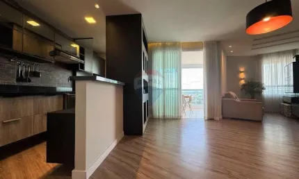 Apartamento de 3 quartos, com 106,79 m2, mobiliado no 13° do Smart Residense Downtown.