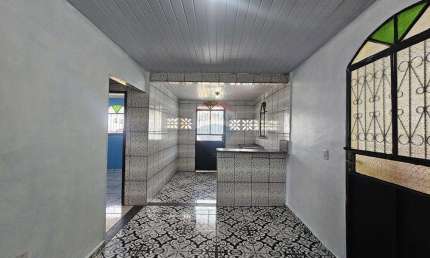 Casa com 4 quartos à venda na Rua Maragogipe, 1, Lírio do Vale, Manaus