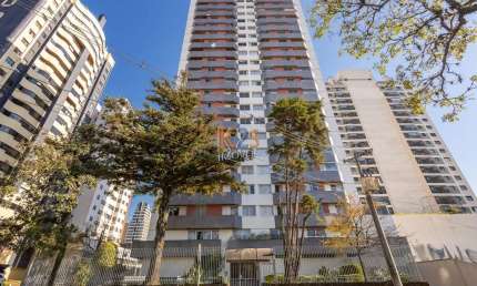 Condomínio Edifício Vincennes - Apartamento de 3 Quartos sendo 1 suite , com  115m² no Cabral com Vista Panorâmica - R$980.000,00