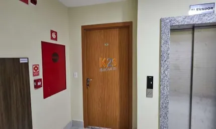 Apartamento com 2 quartos para alugar na Avenida José Gulin, 373, Bacacheri, Curitiba
