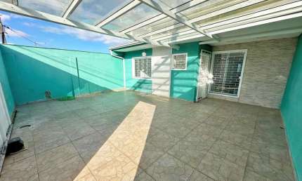 Casa com 3 quartos para alugar na Rua Braga, 246, Parque Residencial Santa Terezinha, Colombo, 103 m2 por R$ 2.500