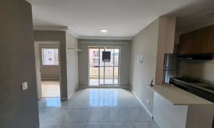 Apartamento com 2 quartos para alugar na Rua Atos dos Apóstolos, 98, Cristo Rei, Campo Largo, 50 m2 por R$ 950