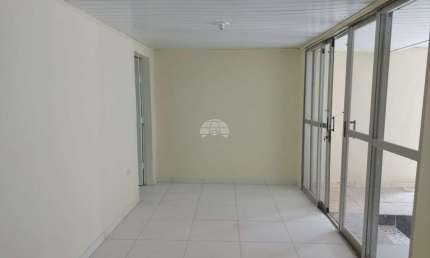Kitnet / Stúdio para alugar na Travessa da Pereira, 34, Vila Santa Helena, Colombo, 45 m2 por R$ 1.000