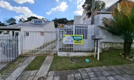 Casa com 3 quartos para alugar na Rua Cícero, 41, Santa Cândida, Curitiba, 78 m2 por R$ 3.000