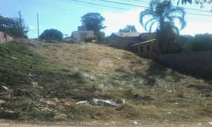Terreno comercial para alugar na Rua Ataulfo Alves, Jardim Quitandinha, Colombo, 750 m2 por R$ 400