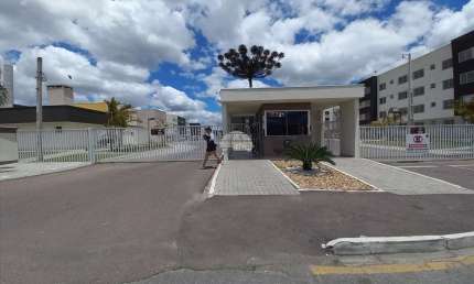Apartamento com 2 quartos para alugar na Rua Maria Joaquina Vaz, 721, Jardim Itaqui, Campo Largo, 40 m2 por R$ 1.000