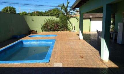 Casa com 1 dormitório à venda, 115 m² por R$ 450 000,00- Conjunto Habitacional Alexandre Urbanas - Londrina/PR