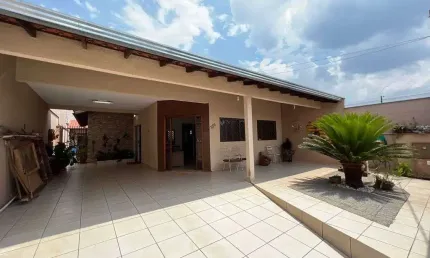 Casa com 3 dormitórios à venda, 170 m² por R$ 600.000,00 - Jardim Do Leste - Londrina/PR