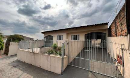 Casa 3 quartos e Edícula com entrada separada, Leonor - Londrina/PR