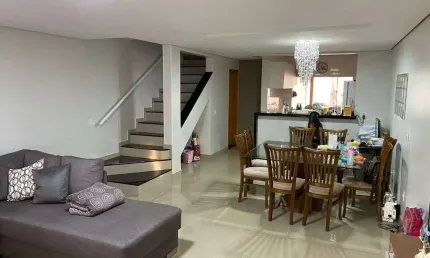 Casa com 3 quartos à venda no Jardim do Leste, Londrina 