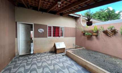 Casa com 2 dormitórios à venda, 70 m² por Nova Olinda - Londrina/PR