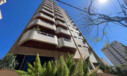 Apartamento com 4 dormitórios, 230 m² no Centro de Londrina