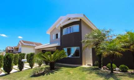 Casa com 3 quartos para alugar na Avenida Robert Koch, Operária, Londrina