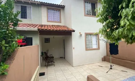 Sobrado com 3 dormitórios à venda, 60 m² por R$ 220.000,00 - Jardim Morumbi - Londrina/PR