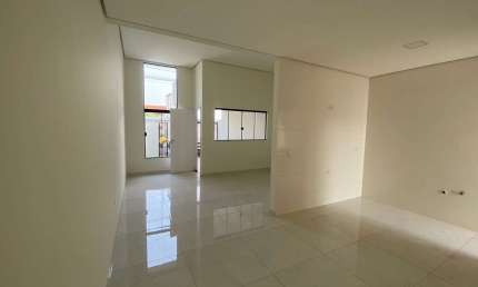 Casa com 2 quartos à venda na Rua Jácomo Storti, Estados, Londrina