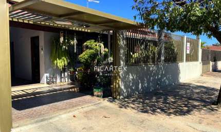 Casa com 3 quartos à venda na Rua Diacui, Antares, Londrina