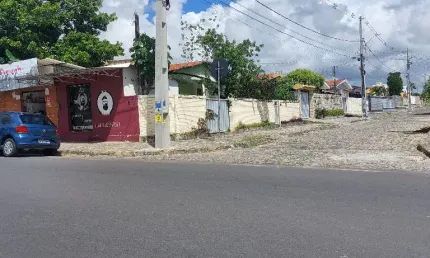 Ponto Comercial de Esquina, Bancários, Terreno 16 x 25m, R. Maria das Dores Espínola, esquina com R. Luiz Gonzaga de Andrade