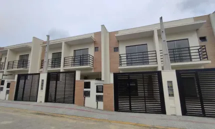 Casa com 3 quartos à venda na Avenida Ilhas Itacolomi (Marginal), Itacolomi, Balneário Piçarras