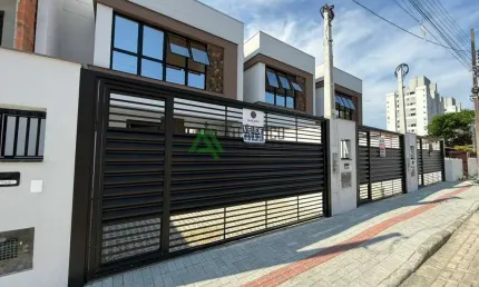 Casa com 3 quartos à venda na Rua Canto Do Sol, 476, Itacolomi, Balneário Piçarras