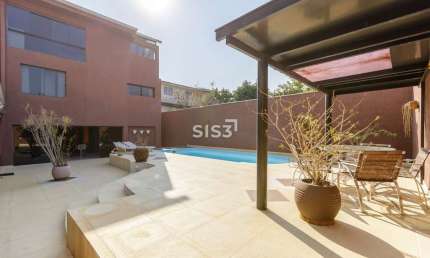 Casa com 5 quartos à venda na Rua Pedro Demeterco, Jardim das Américas, Curitiba, 675 m2 por R$ 2.390.000