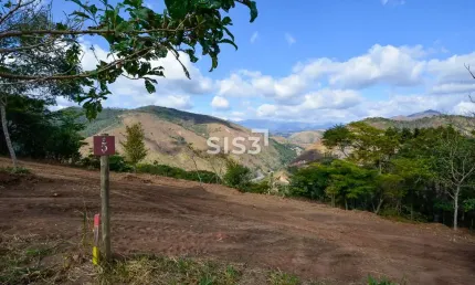 Terreno em condomínio fechado à venda na Rodovia BR-040, lote 05 se, Araras, Petrópolis por R$ 1.350.000