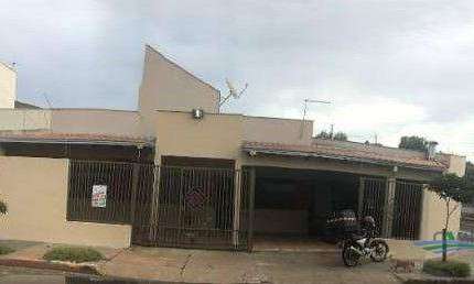 Casa com 3 dormitórios à venda, 92 m² por R$ 390.000,00 - Conjunto Habitacional Alexandre Urbanas - Londrina/PR